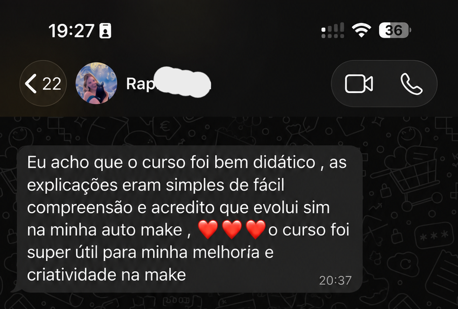 Depoimento de Rapha no WhatsApp sobre o conteúdo didático e simples para automaquiagem